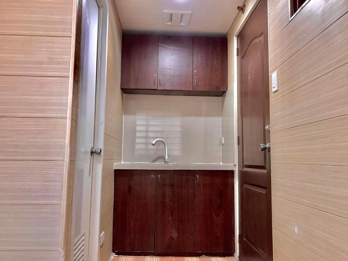 Maine City Residences Leveriza Pasay Kültér fotó