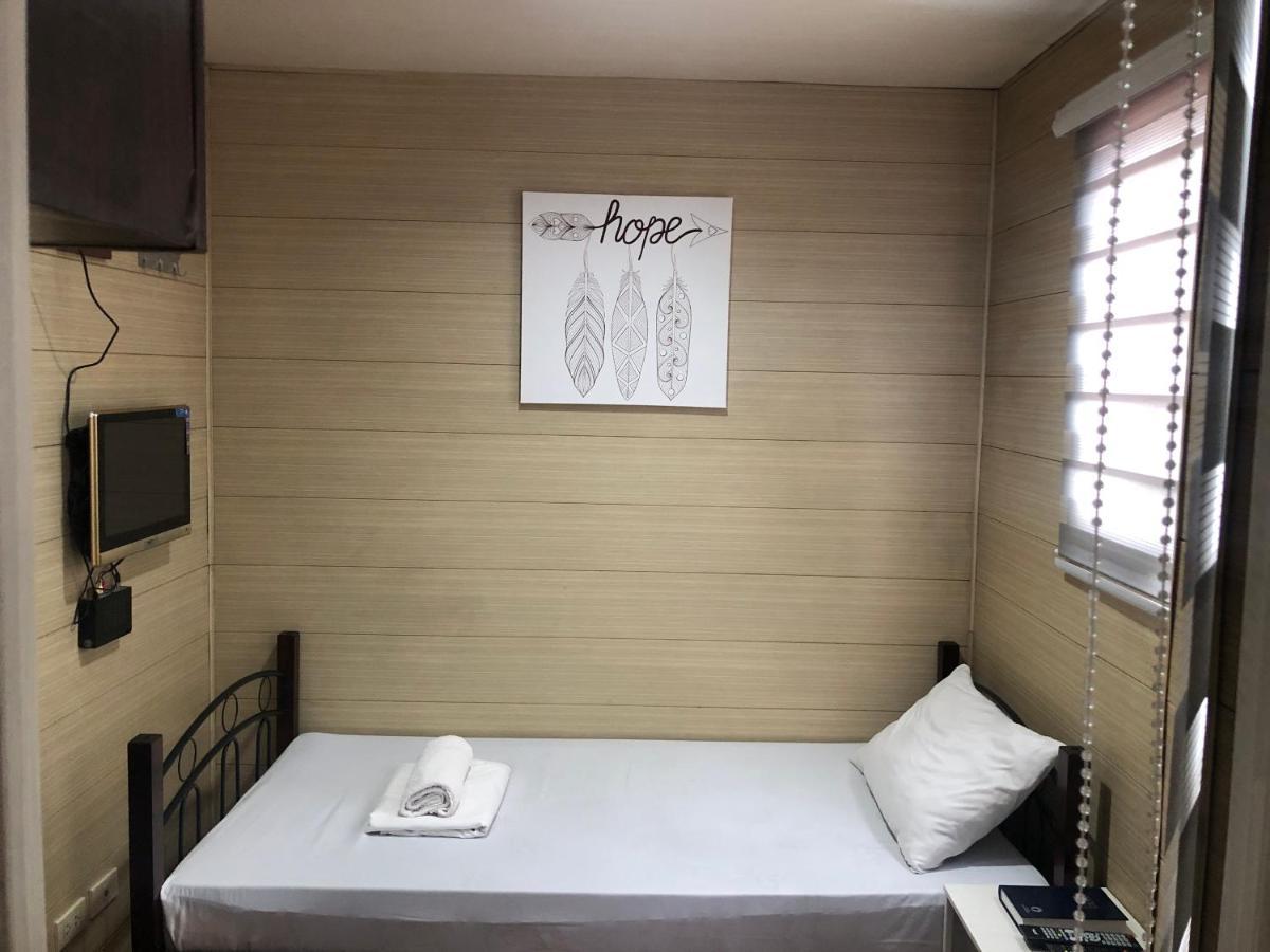 Maine City Residences Leveriza Pasay Kültér fotó
